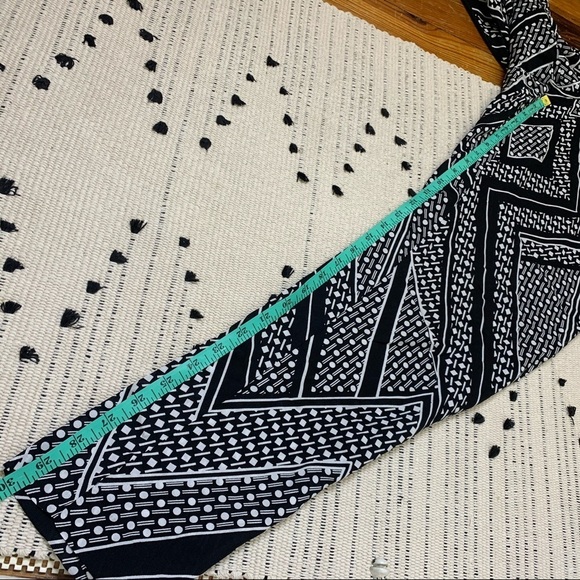 Calvin Klein Black and White Light Weight Pant - Picture 6 of 8